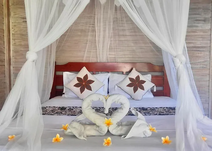 Vista Huts 3*