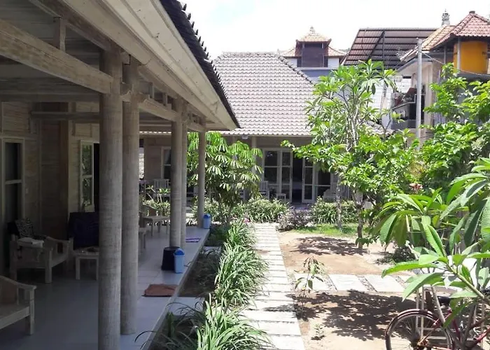 Vista Huts 3*