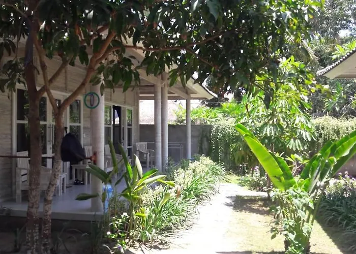 Vista Huts