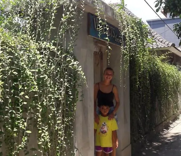 Vista Huts Nusa Lembongan