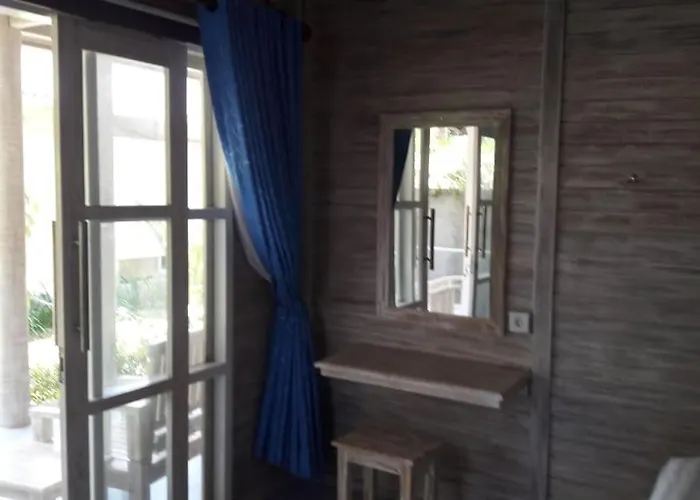 Vista Huts Nusa Lembongan