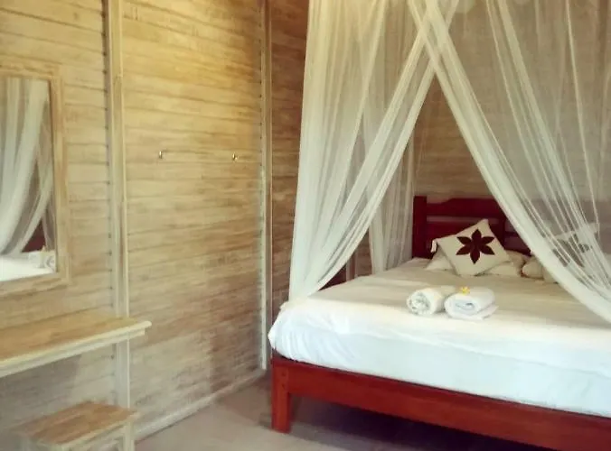 Vista Huts